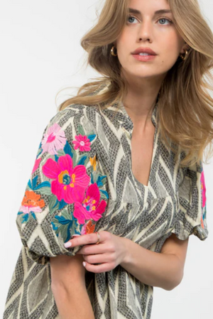 Geo Puff Sleeve Embroidery Top