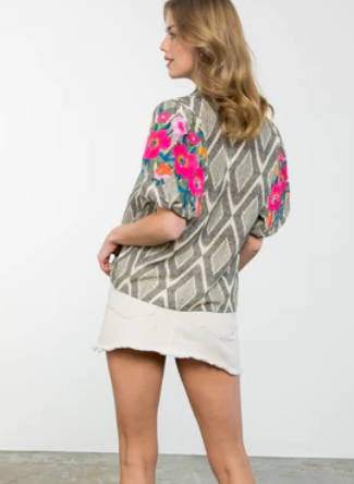 Geo Puff Sleeve Embroidery Top