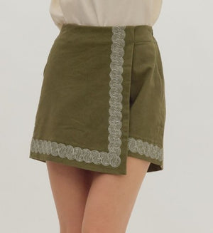 Embroidered Skort Olive