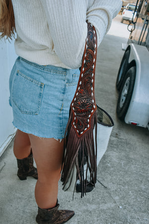 Animal shoulder Handbag with fringe